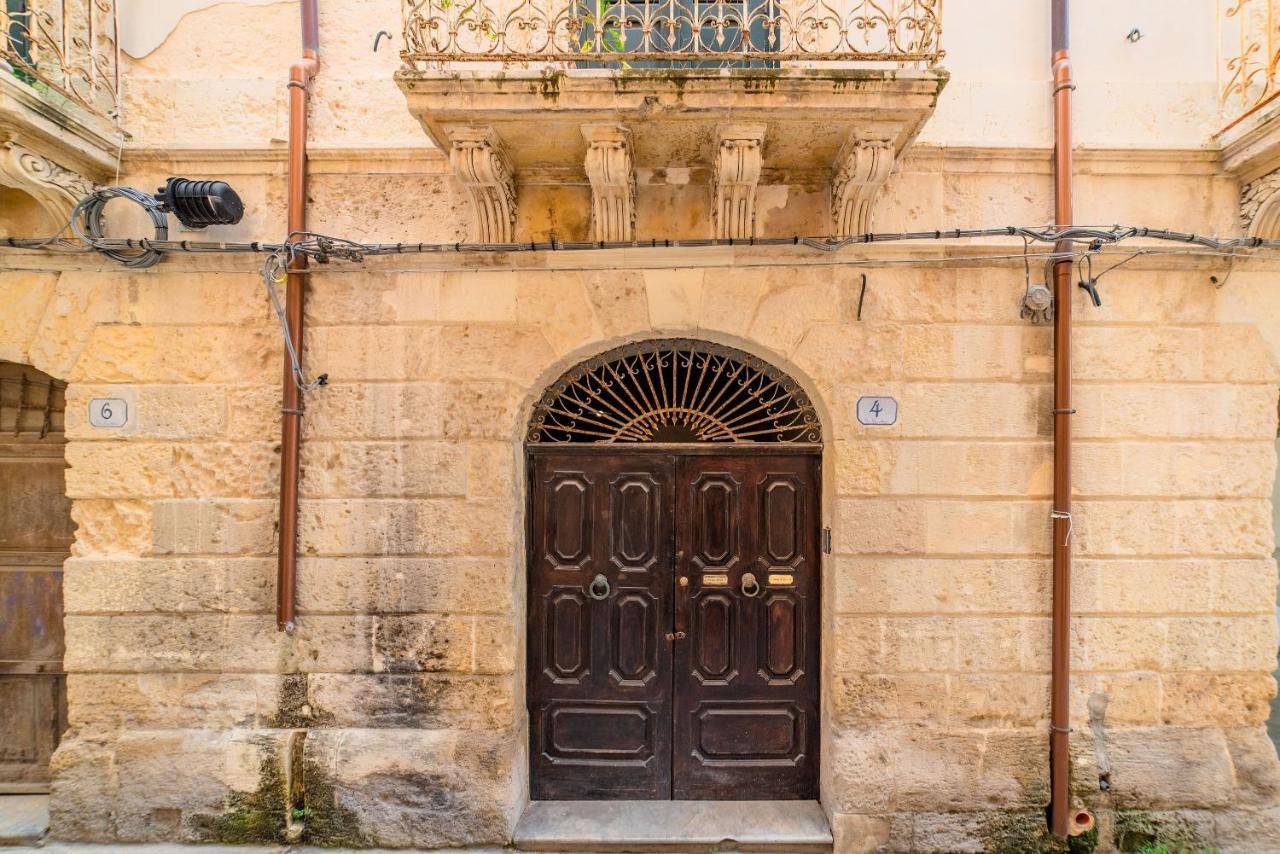 Ortigia And Temple Of Apollo Apartments Syrakus Exterior foto